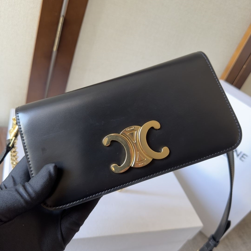 Ce1i*e triomphe bags